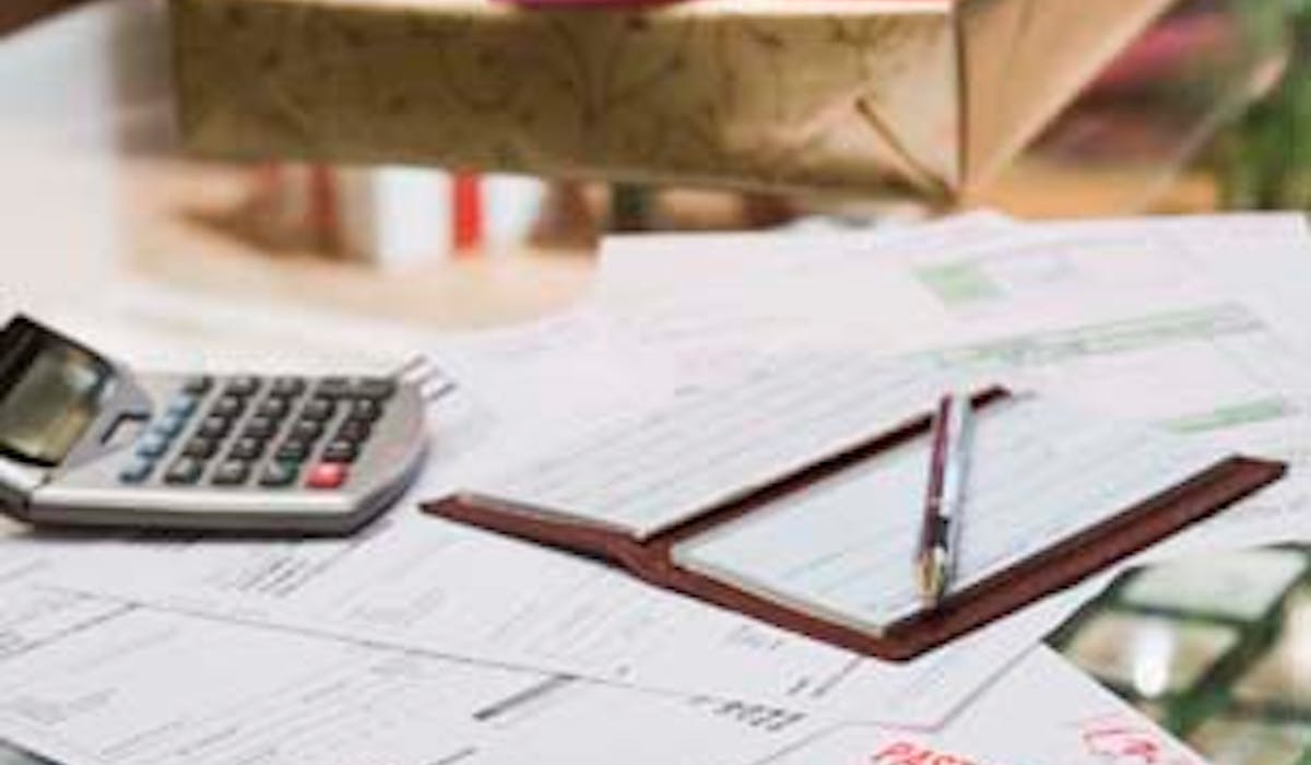 Comment Eviter Un Interdit Bancaire Dossier Familial