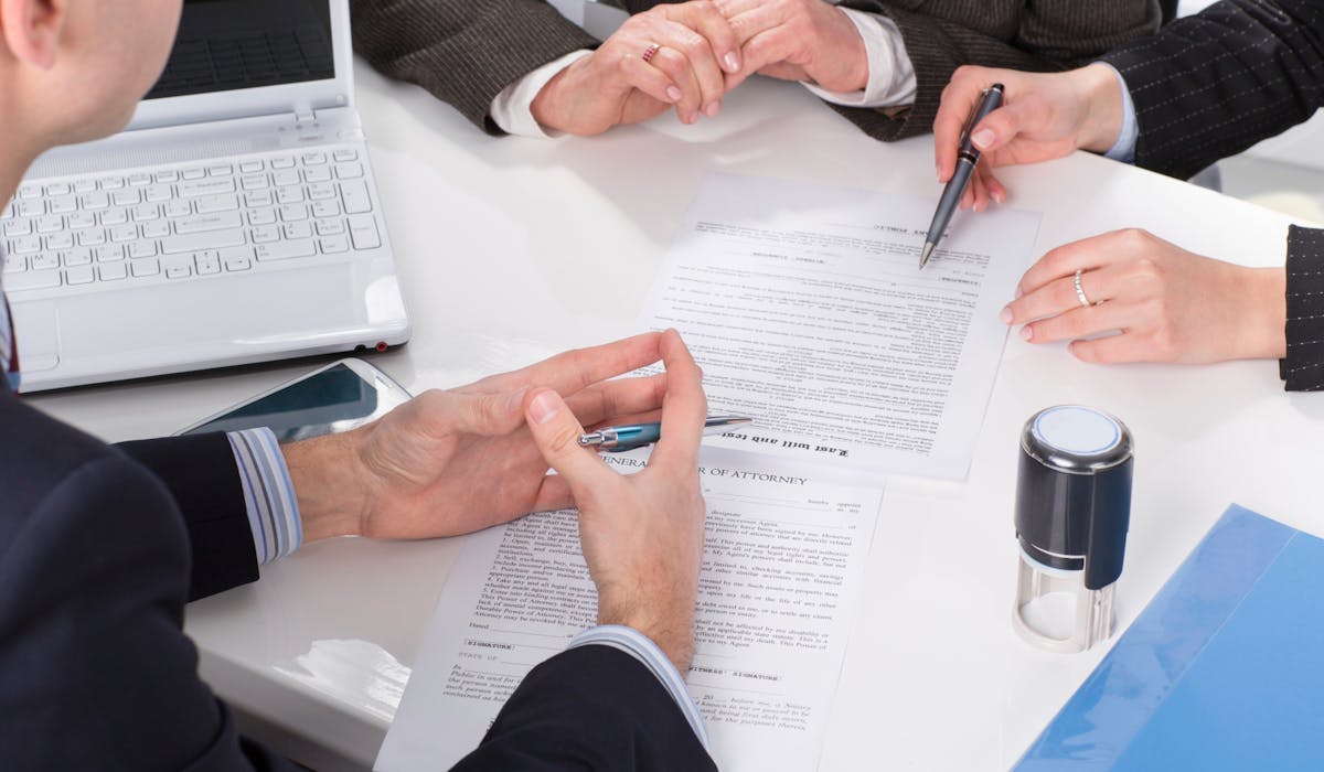 Succession Faut Il Faire Appel A Un Notaire Dossier