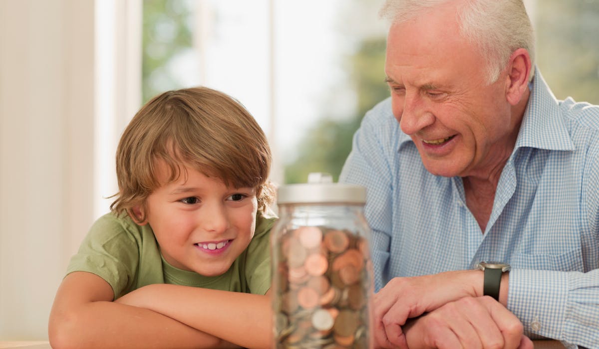 L'assurance-vie est un outil parfait pour transmettre de l'argent à de jeunes mineurs. L'assurance-vie est un outil parfait pour transmettre de l'argent à de jeunes mineurs.