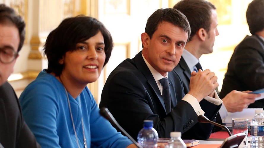 Manuel Valls, Premier ministre et Myriam El Khomri, ministre du Travail lors de la réunion lundi à Matignon avec les partenaires sociaux et les syndicats étudiants.