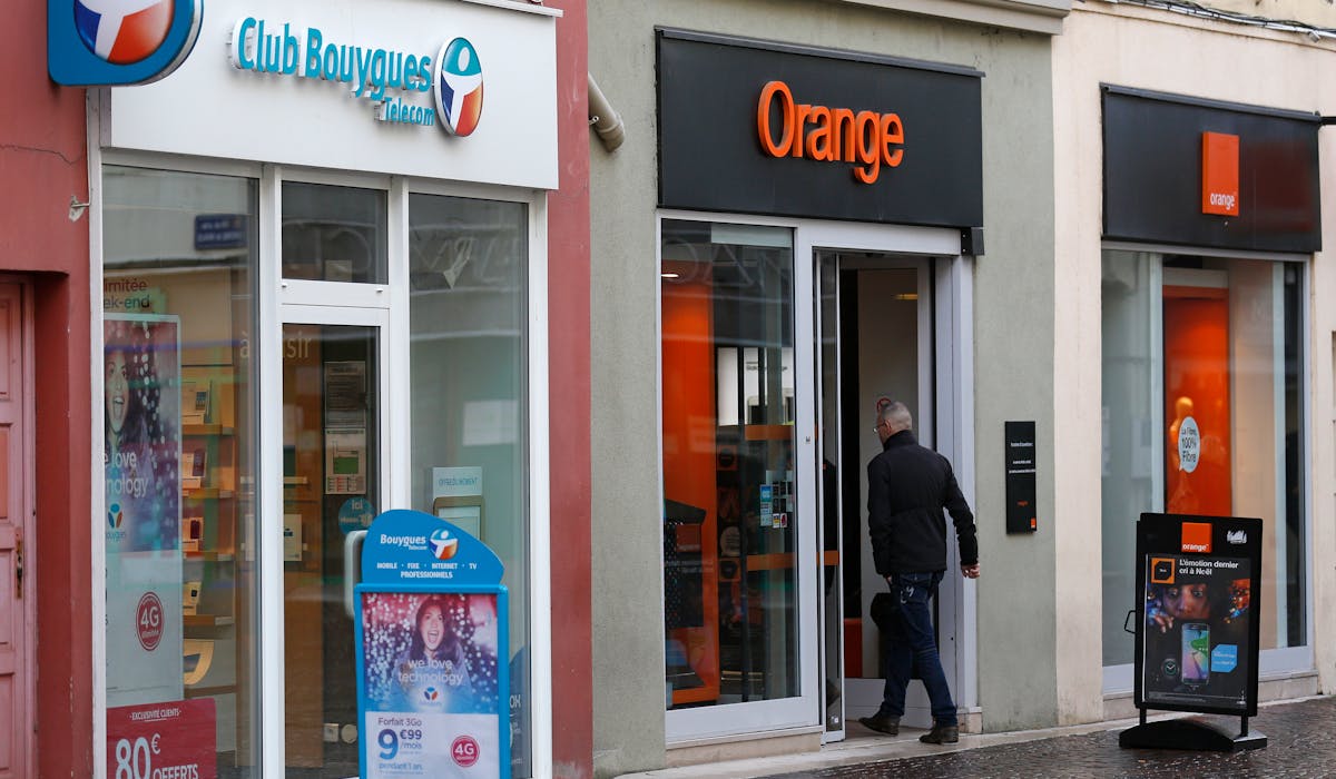 Orange dépasse Bouygues Telecom, SFR et Free Mobile. Orange dépasse Bouygues Telecom, SFR et Free Mobile.
