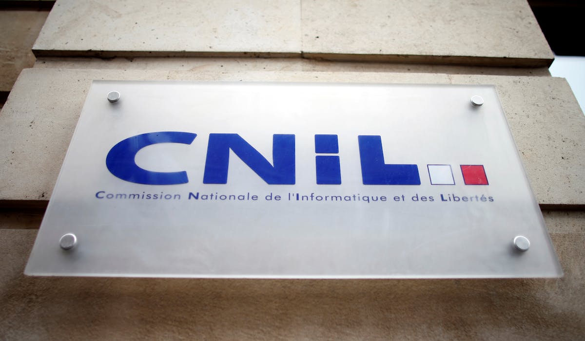 Fichage Des Francais La Cnil S Alarme Le Gouvernement S