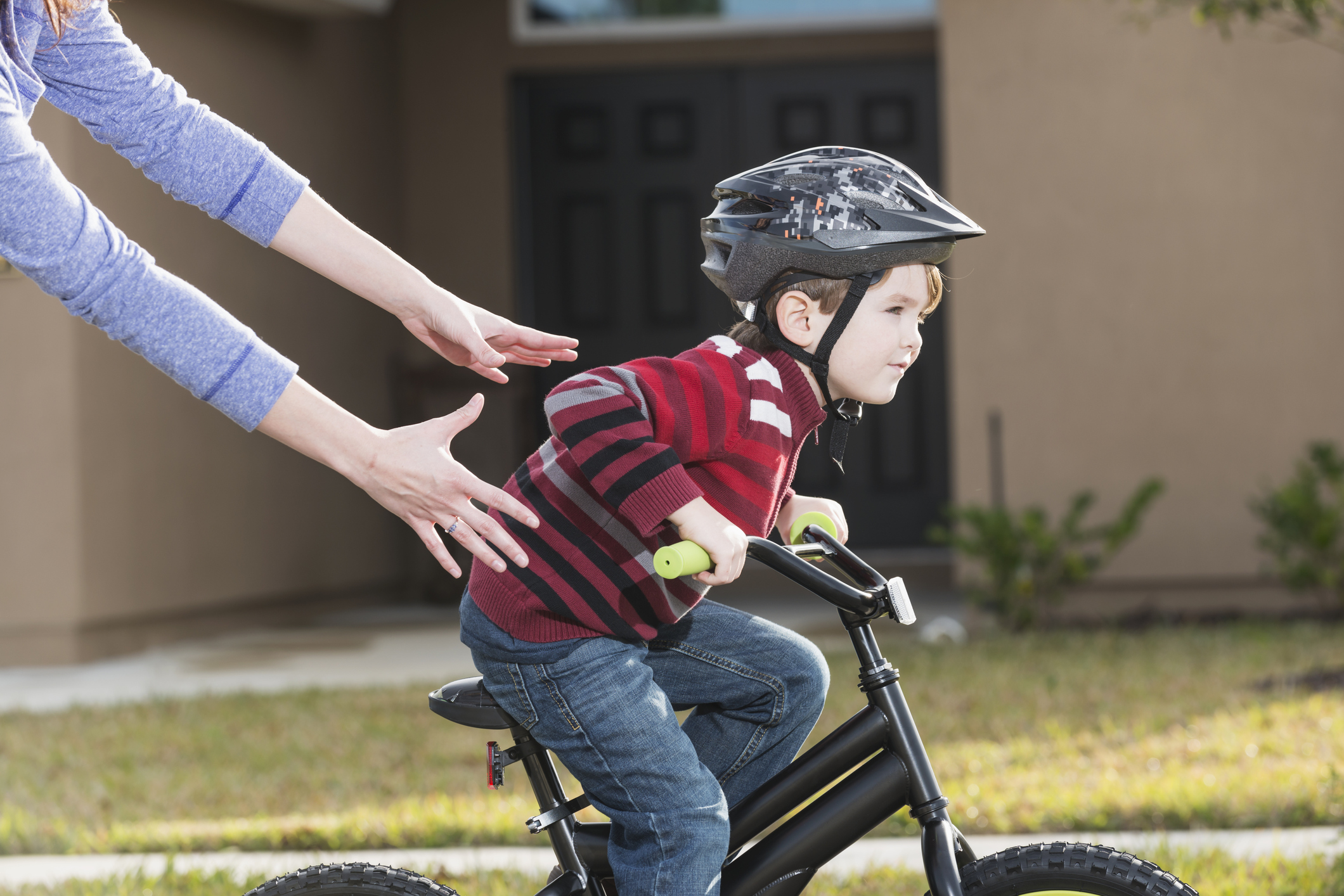 S curit routi re casque obligatoire pour les cyclistes de moins