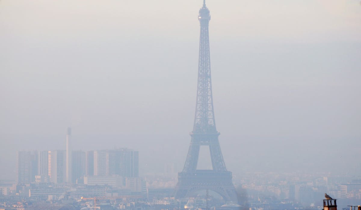 Automobile Pres D Un Million De Vignettes Crit Air