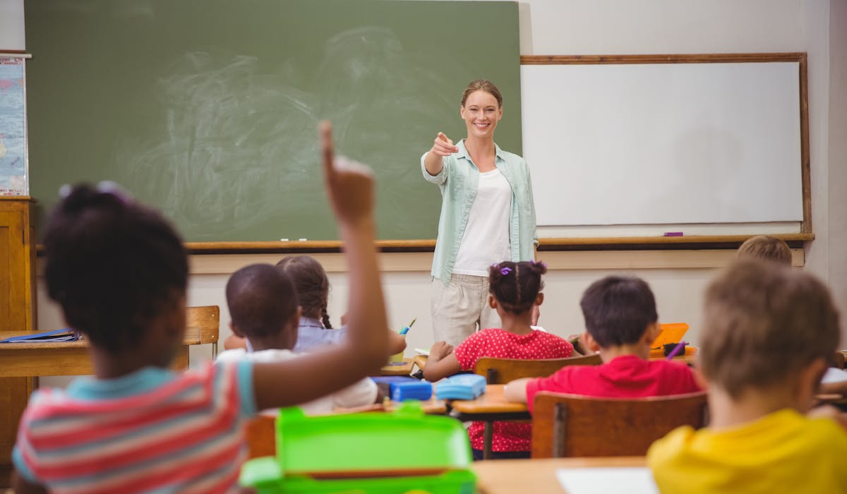 L’Éducation nationale ne dispose pas de remplaçants en nombre suffisant pour pallier les absences. L’Éducation nationale ne dispose pas de remplaçants en nombre suffisant pour pallier les absences.