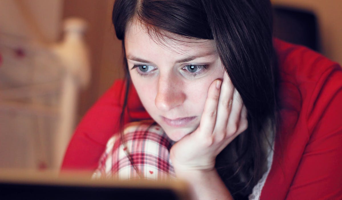 Si vous découvrez des photos ou des vidéos compromettantes de vous sur le web, demandez à un huissier de constater leur diffusion en urgence. Si vous découvrez des photos ou des vidéos compromettantes de vous sur le web, demandez à un huissier de constater leur diffusion en urgence.