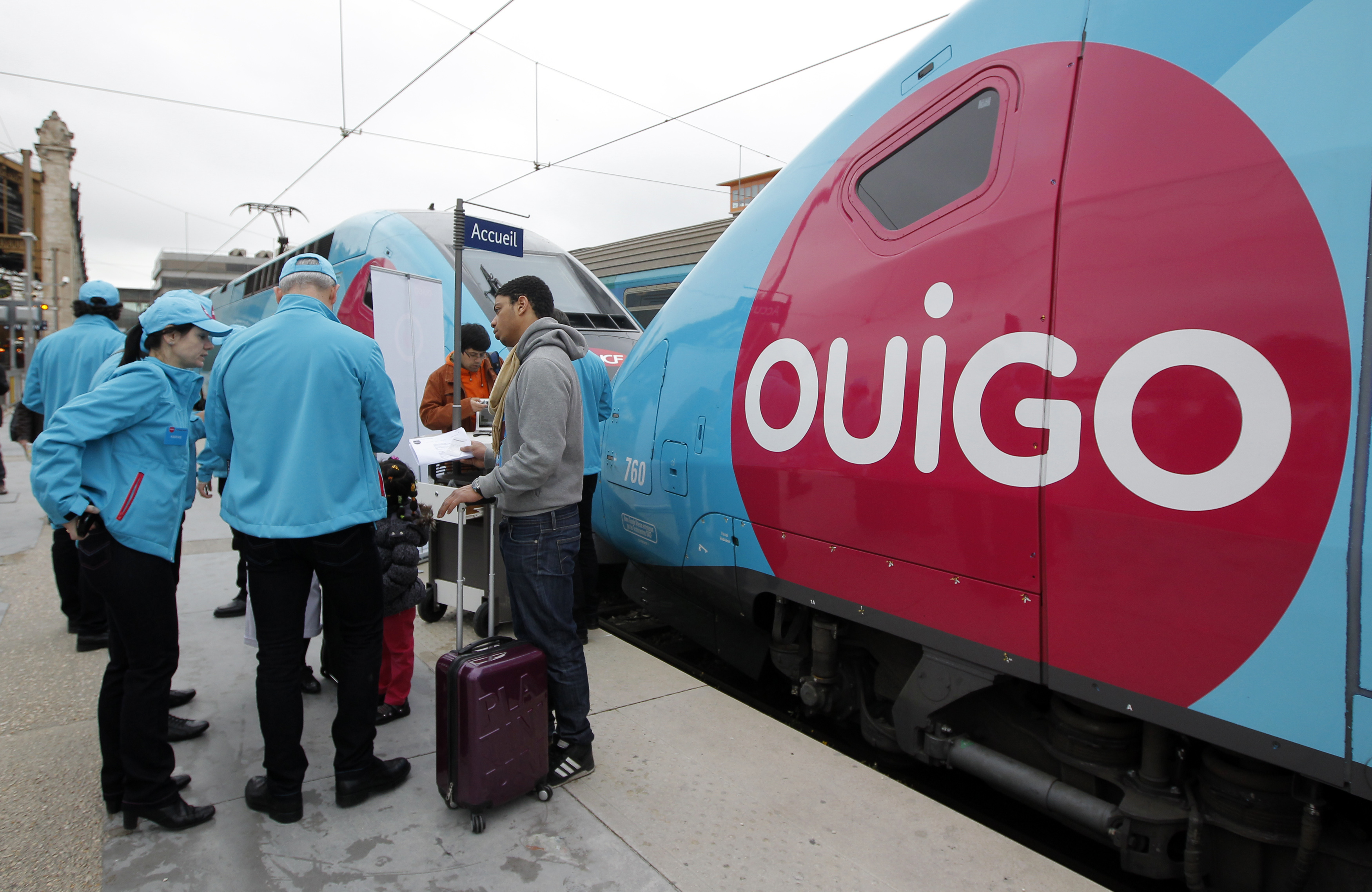 Пассажир пас. SNCF OUIGO. OUIGO.