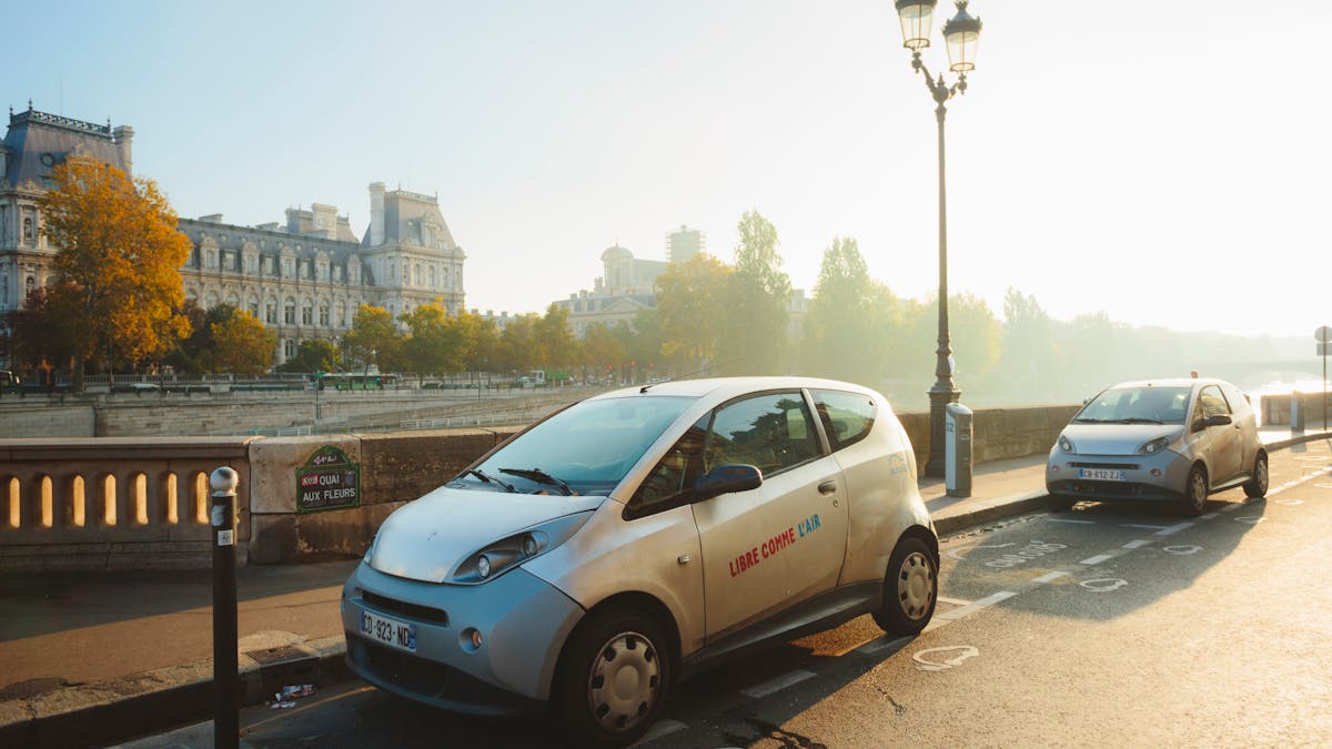 D'ici 2020, 350 000 véhicules électriques devraient rouler en France.