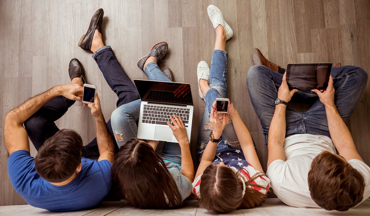 La contrefaçon touche de plus en plus les téléphones portables, les consoles de jeux, les ordinateurs. La contrefaçon touche de plus en plus les téléphones portables, les consoles de jeux, les ordinateurs.