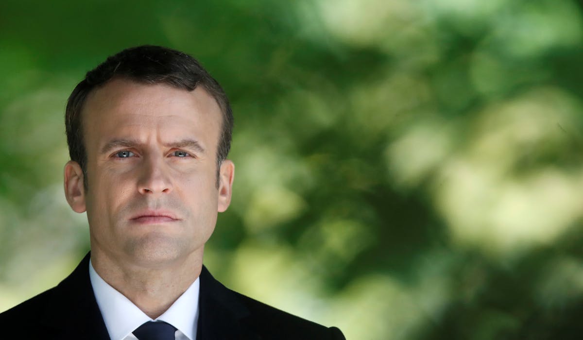 Emmanuel Macron doit être investi président de la République et succéder à François Hollande dimanche 14 mai. Emmanuel Macron doit être investi président de la République et succéder à François Hollande dimanche 14 mai.