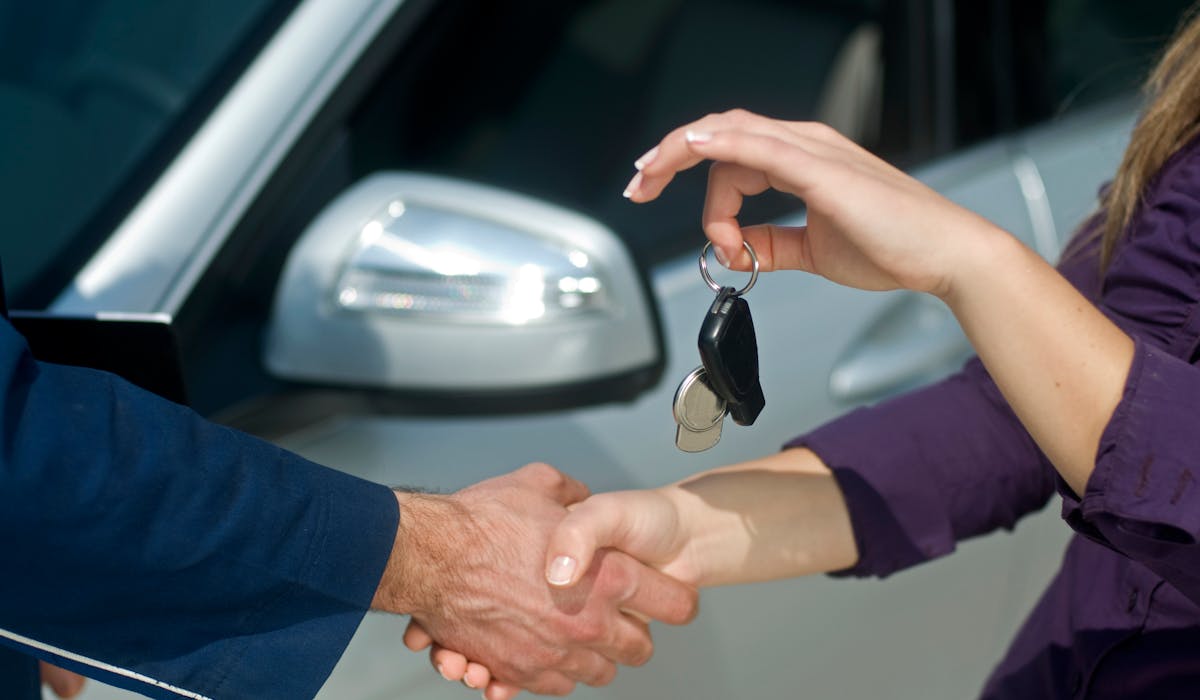 Les prix des voitures d’occasion découlent de leurs tarifs en neuf et, surtout, de l’offre et de la demande. Les prix des voitures d’occasion découlent de leurs tarifs en neuf et, surtout, de l’offre et de la demande.