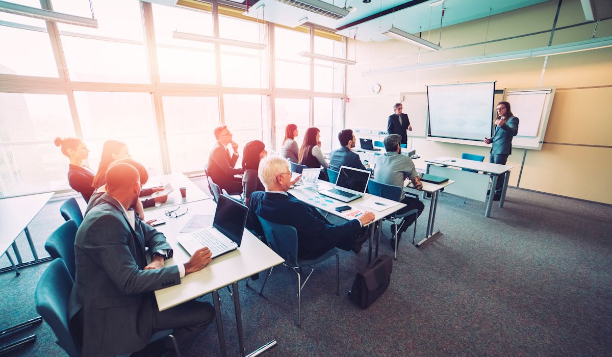 Selon que vous soyez commerçant, artisan ou profession libérale, vous avez droit à une prise en charge par un organisme de formation professionnelle spécifique, avec ses propres montants et formations éligibles. Selon que vous soyez commerçant, artisan ou profession libérale, vous avez droit à une prise en charge par un organisme de formation professionnelle spécifique, avec ses propres montants et formations éligibles.