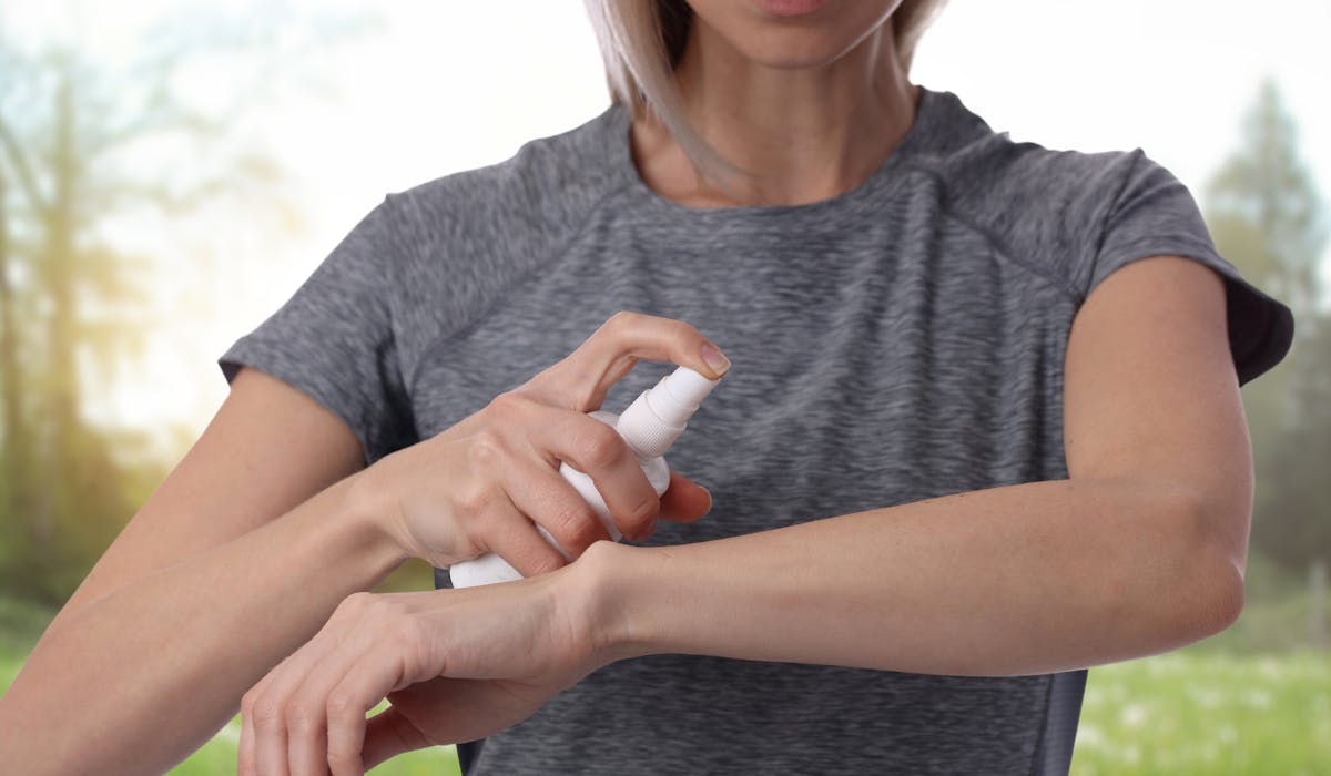 Pour se protéger des moustiques, il existe des solutions naturelles, fiables et reconnues par les experts. Pour se protéger des moustiques, il existe des solutions naturelles, fiables et reconnues par les experts.