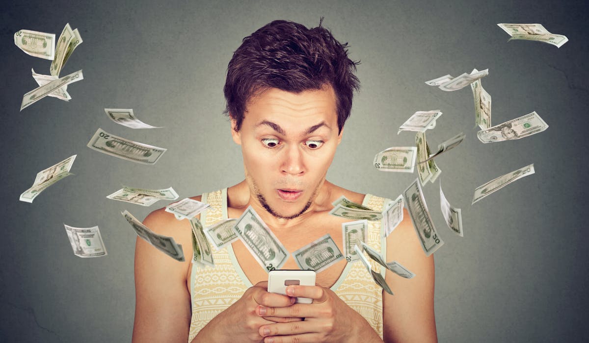 Free excepté, les opérateurs mobiles et Internet ont augmenté les prix de certains abonnements. Free excepté, les opérateurs mobiles et Internet ont augmenté les prix de certains abonnements.