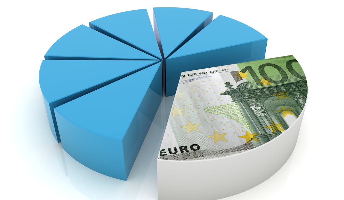 Les dirigeants de PME qui cèdent leurs titres pour partir en retraitre peuvent bénéficier d'un double abattement sur les plus-values de cession. Les dirigeants de PME qui cèdent leurs titres pour partir en retraitre peuvent bénéficier d'un double abattement sur les plus-values de cession.