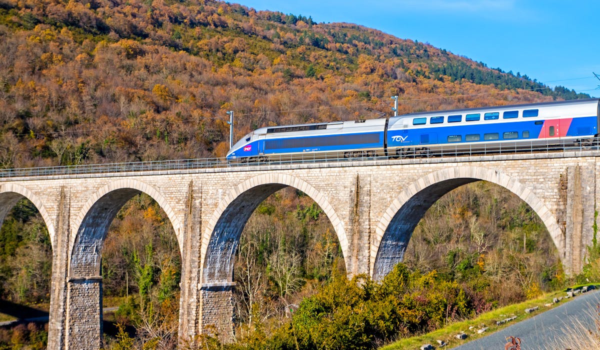 Vous pouvez obtenir une compensation pour un retard de TGV d’au moins 30 minutes. Vous pouvez obtenir une compensation pour un retard de TGV d’au moins 30 minutes.