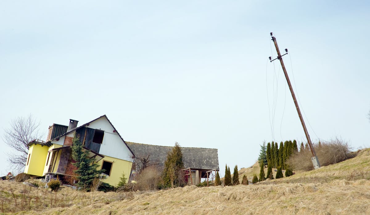 37 communes viennent d’être reconnues en état de catastrophe naturelle suite à des glissements de terrain en 2016. 37 communes viennent d’être reconnues en état de catastrophe naturelle suite à des glissements de terrain en 2016.