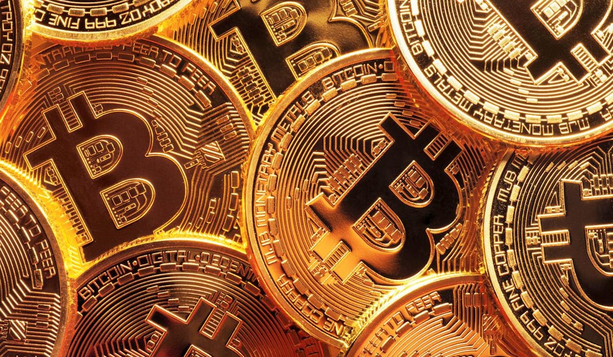 Le cours du bitcoin s’élevait à 998 dollars le 1er janvier 2017. Le cours du bitcoin s’élevait à 998 dollars le 1er janvier 2017.