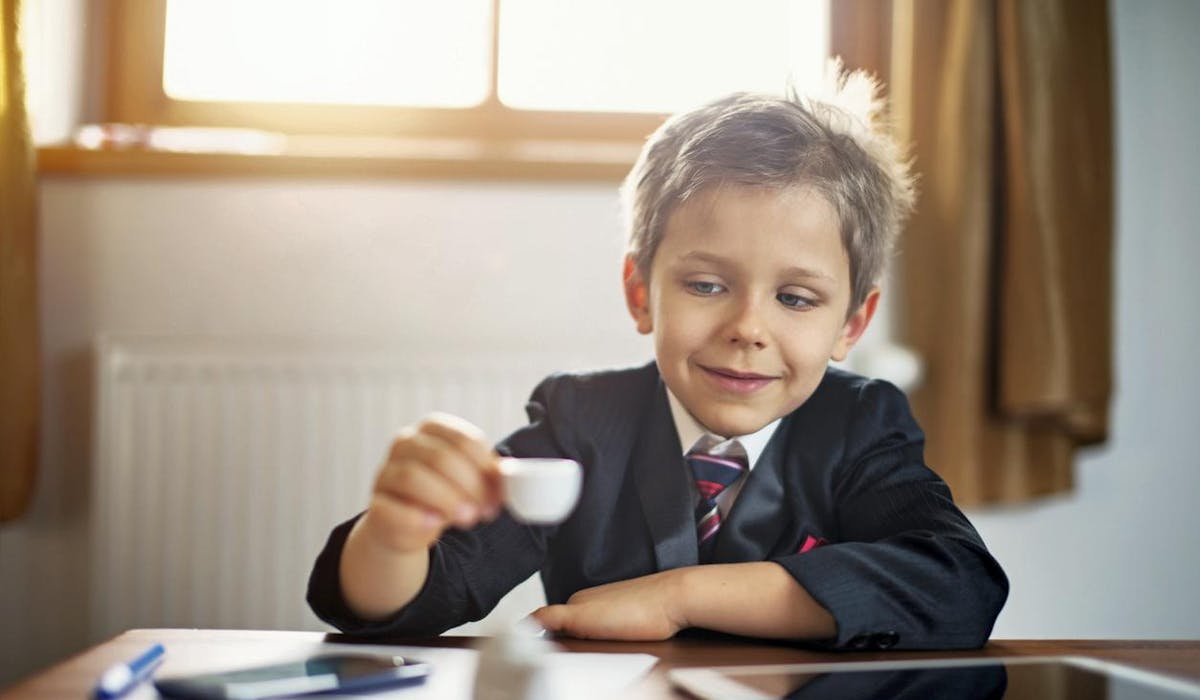 Nombre d’adolescents utilisent un outil numérique plusieurs fois par jour. Nombre d’adolescents utilisent un outil numérique plusieurs fois par jour.