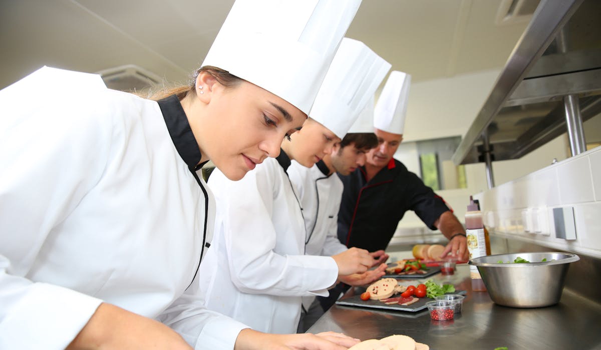 Le gouvernement veut doubler le nombre d’apprentis en Erasmus d’ici à 2022. Le gouvernement veut doubler le nombre d’apprentis en Erasmus d’ici à 2022.