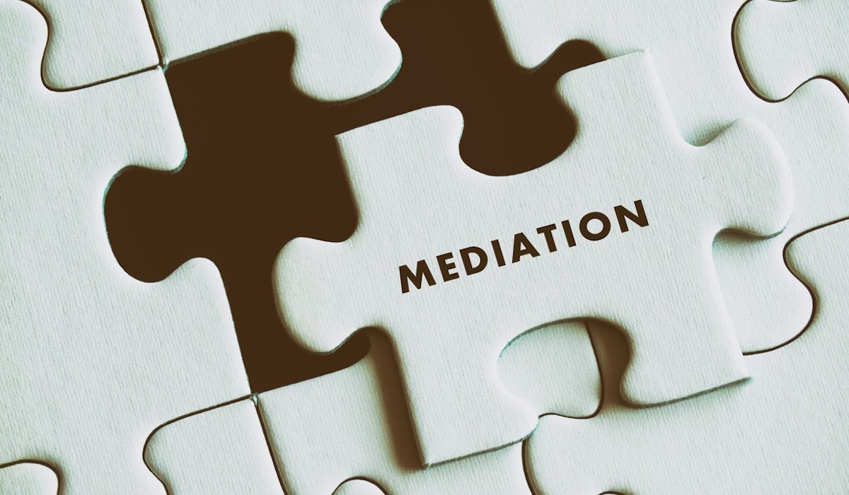 En cas de litige avec un commerçant, vous pouvez faire appel gratuitement à un médiateur pour tenter de le résoudre. En cas de litige avec un commerçant, vous pouvez faire appel gratuitement à un médiateur pour tenter de le résoudre.