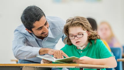 Handicap à l’école : une campagne pour sensibiliser les enseignants