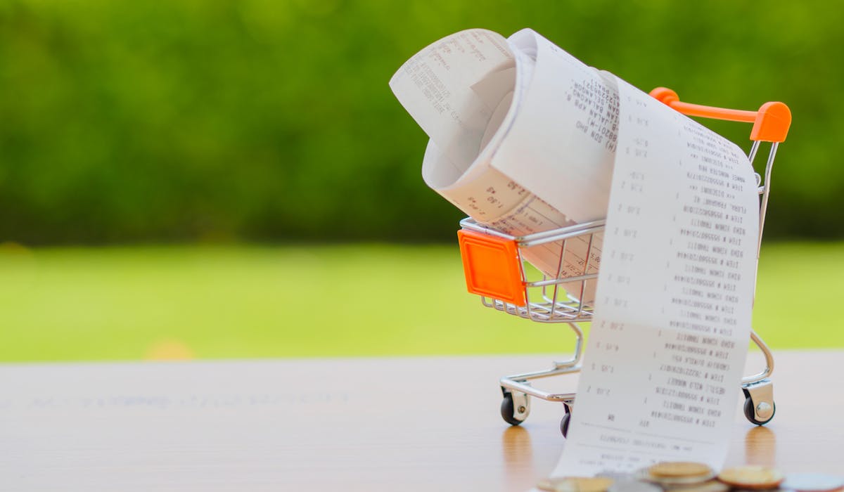 Le panier de produits de consommation courante s'élève à 136,07 euros en 2017. Le panier de produits de consommation courante s'élève à 136,07 euros en 2017.