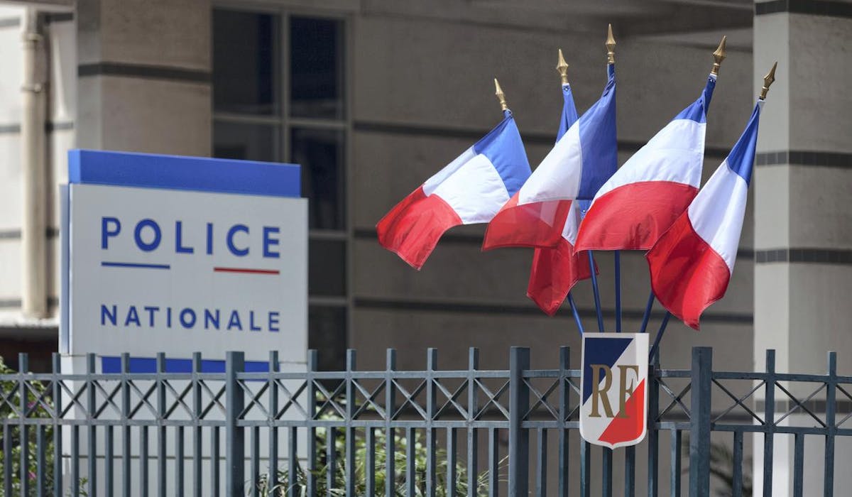 L’outrage sexiste sera puni d’une amende de quatrième classe. L’outrage sexiste sera puni d’une amende de quatrième classe.