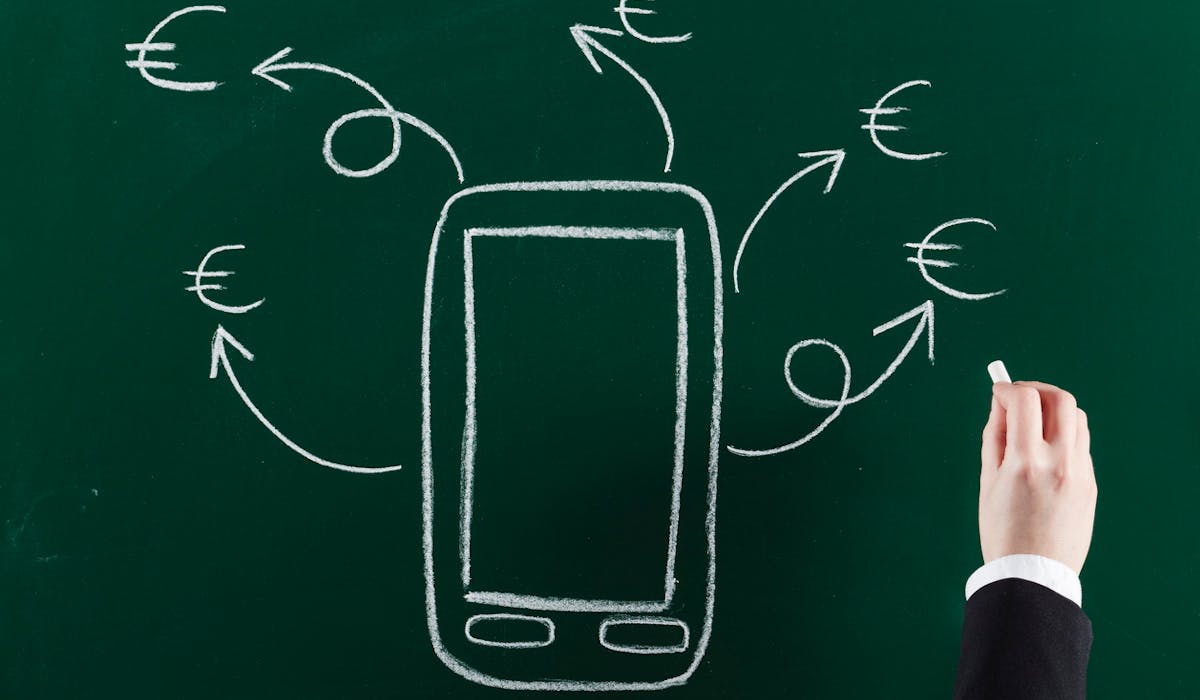 Les opérateurs devront proposer une option gratuite pour bloquer les communications vers les numéros surtaxés. Les opérateurs devront proposer une option gratuite pour bloquer les communications vers les numéros surtaxés.