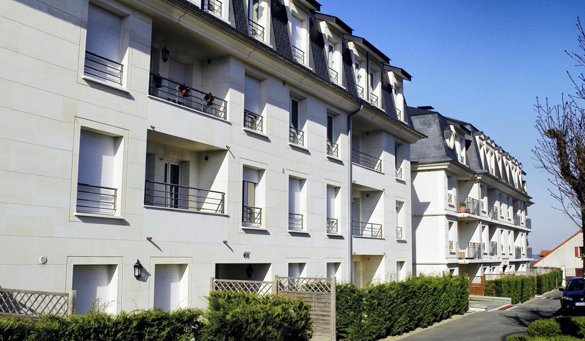 L’indice de référence des loyers (IRL) permet aux propriétaires de revaloriser les montants exigés en cours de bail sans avenant. L’indice de référence des loyers (IRL) permet aux propriétaires de revaloriser les montants exigés en cours de bail sans avenant.