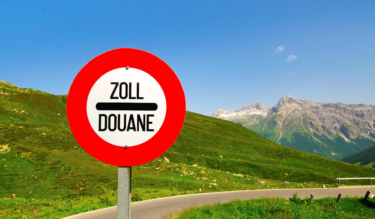 Le régime fiscal des travailleurs frontaliers s’applique aux personnes résidant en France et travaillant dans un pays limitrophe. Le régime fiscal des travailleurs frontaliers s’applique aux personnes résidant en France et travaillant dans un pays limitrophe.