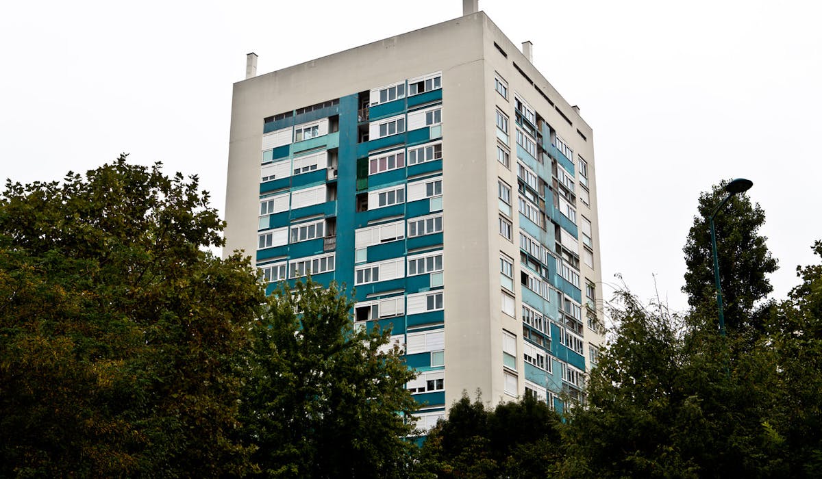 Les locataires parisiens du parc social peuvent désormais échanger leur appartement via une plateforme d’échanges en ligne. Les locataires parisiens du parc social peuvent désormais échanger leur appartement via une plateforme d’échanges en ligne.