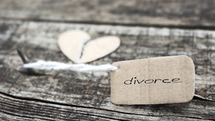 La durée moyenne de mariage avant un divorce est de 15,2 ans.