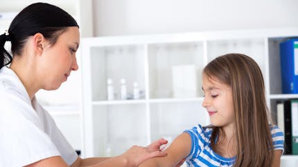 Que faire quand l’un des conjoints refuse de faire vacciner son enfant ?