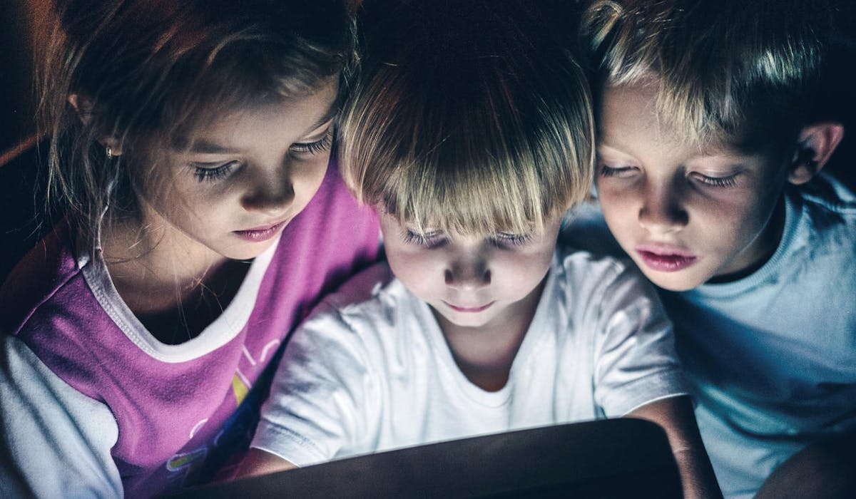 Le Sénat veut réglementer l’usage précoce des écrans par les enfants Le Sénat veut réglementer l’usage précoce des écrans par les enfants