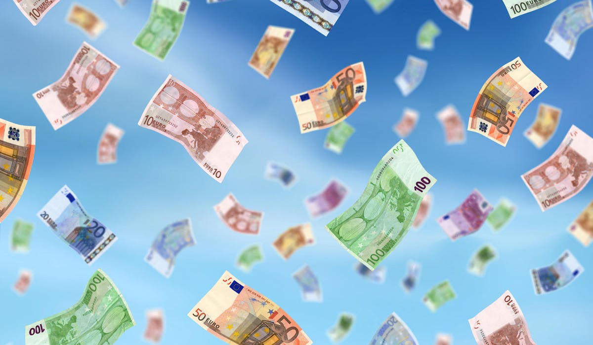 L’impôt de solidarité sur la fortune frappait les patrimoines nets supérieurs à 1,3 million €. L’impôt de solidarité sur la fortune frappait les patrimoines nets supérieurs à 1,3 million €.
