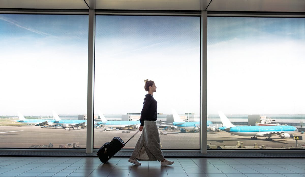 Le jeudi matin, entre 6h30 et 8h, serait le meilleur moment pour acheter un billet d’avion au meilleur prix. Le jeudi matin, entre 6h30 et 8h, serait le meilleur moment pour acheter un billet d’avion au meilleur prix.