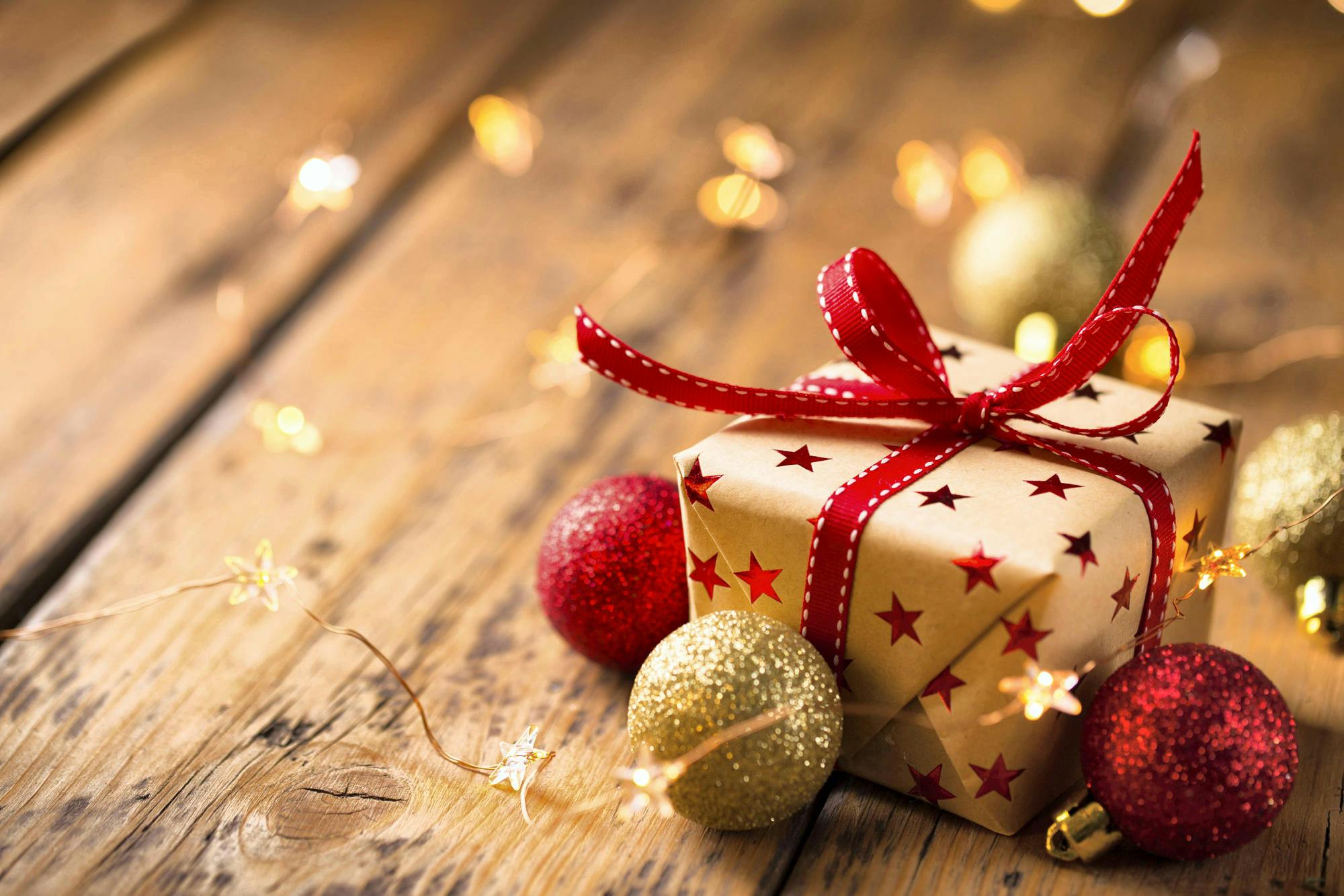 Cadeaux de Noël : quelle fiscalité ? | Dossier Familial