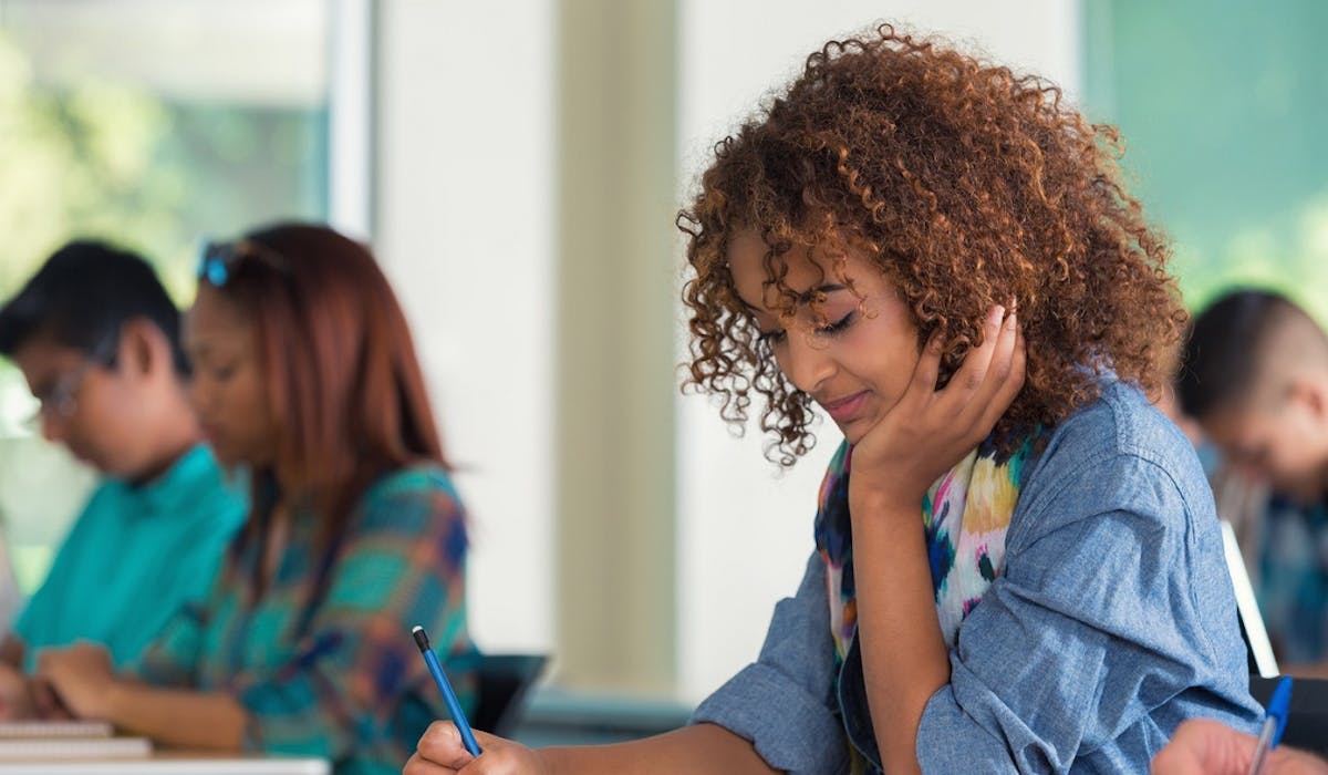 Avec le futur bac, les séries S, ES et L de la voie générale disparaissent à compter de la rentrée 2019. Avec le futur bac, les séries S, ES et L de la voie générale disparaissent à compter de la rentrée 2019.
