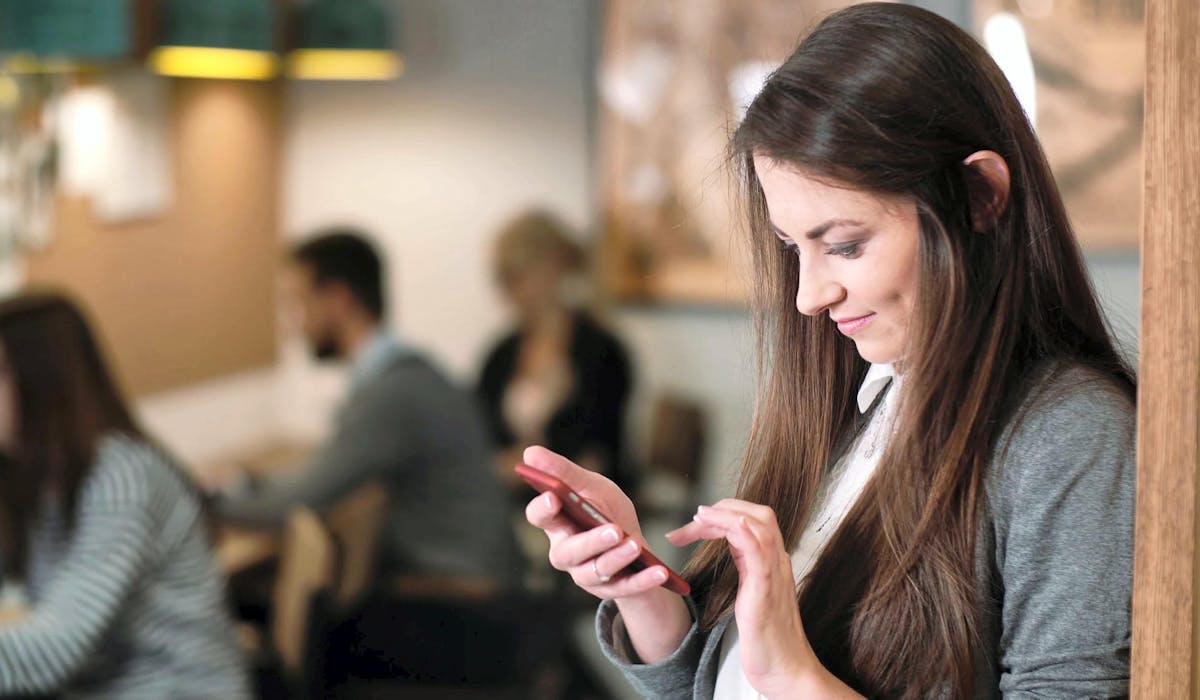 Il existe sur le marché différentes gammes de smartphones. Il existe sur le marché différentes gammes de smartphones.