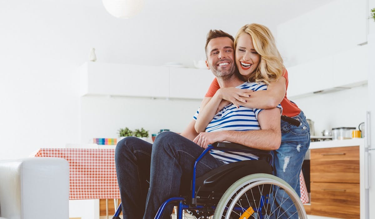 L'AAH et la CMI invalidité pourront être attribuées à vie à certaines personnes handicapées. L'AAH et la CMI invalidité pourront être attribuées à vie à certaines personnes handicapées.