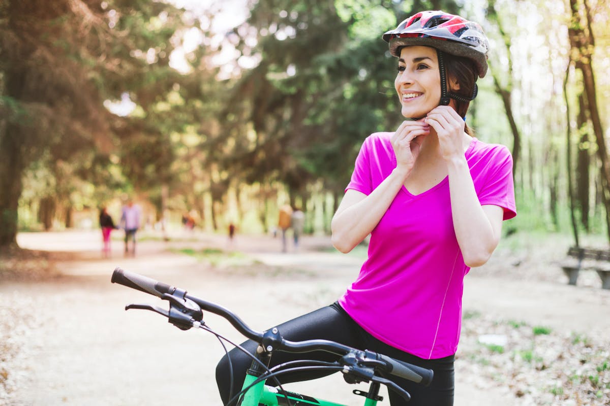Le casque à vélo : obligatoire pour les moins de 12 ans - Conseils santé  bien-être