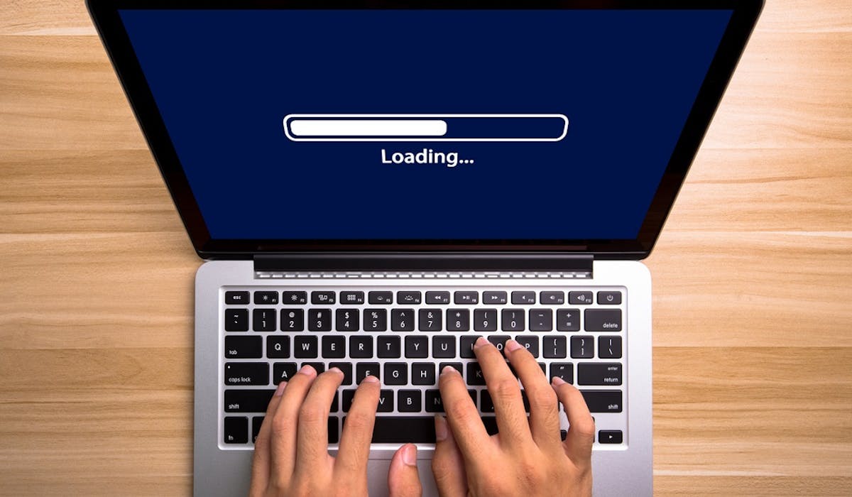Le gouvernement veut que tous les Français aient une connexion Internet fluide en 2020. Le gouvernement veut que tous les Français aient une connexion Internet fluide en 2020.