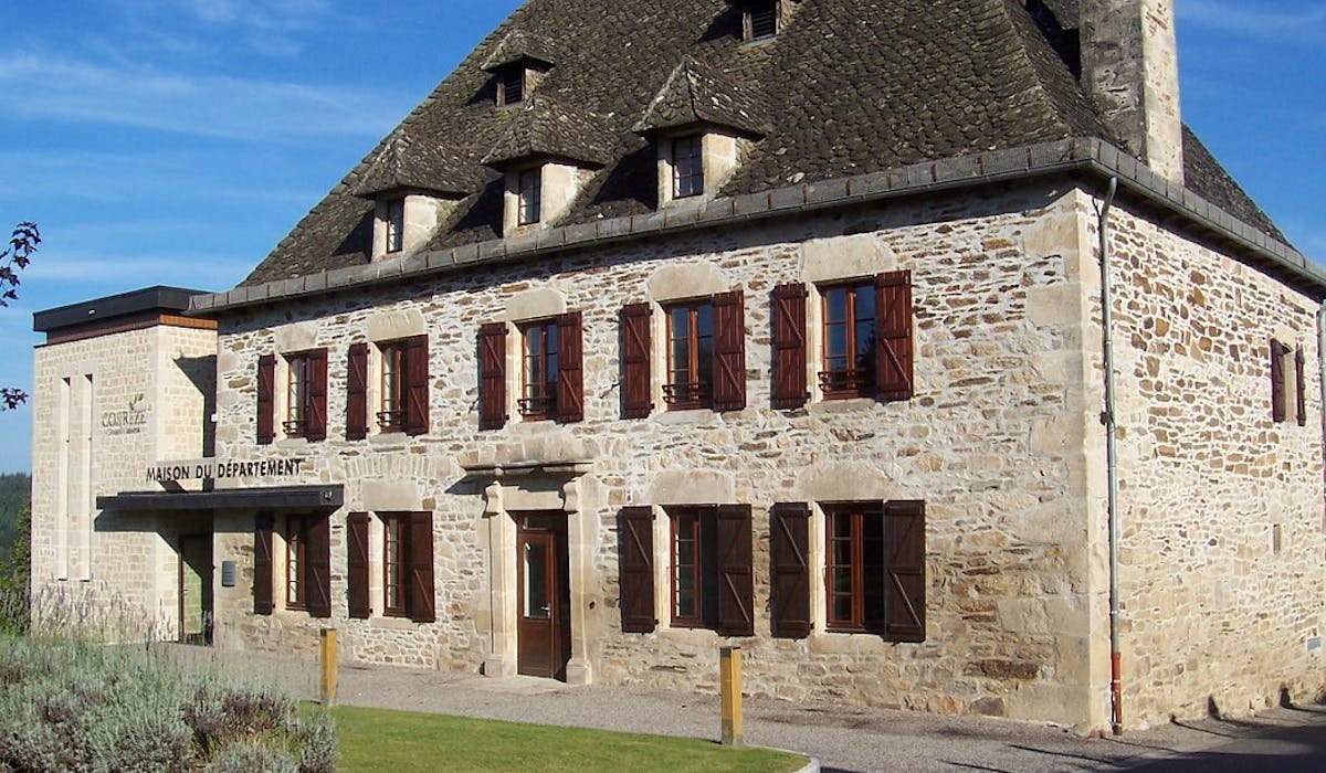 La maison de services au public de Mercoeur, en Corrèze. La maison de services au public de Mercoeur, en Corrèze.