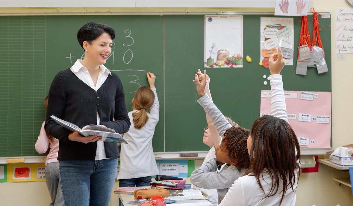 L’école publique est en principe gratuite.