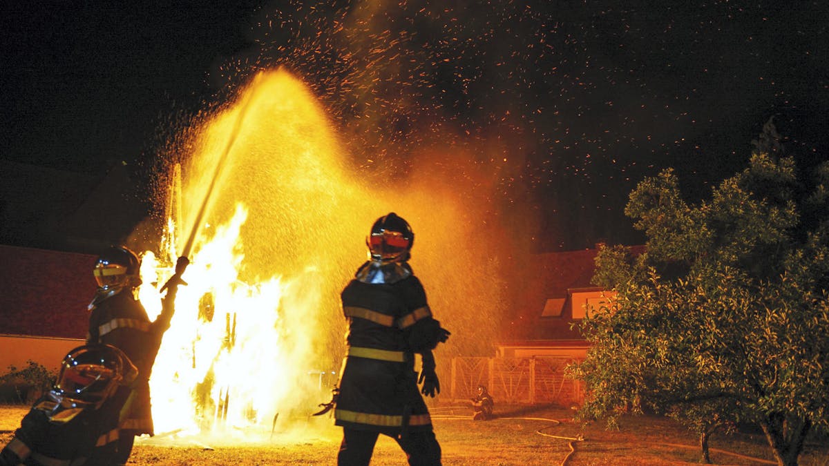 Les volontaires sont majoritaires parmi les 248 000 sapeurs-pompiers.