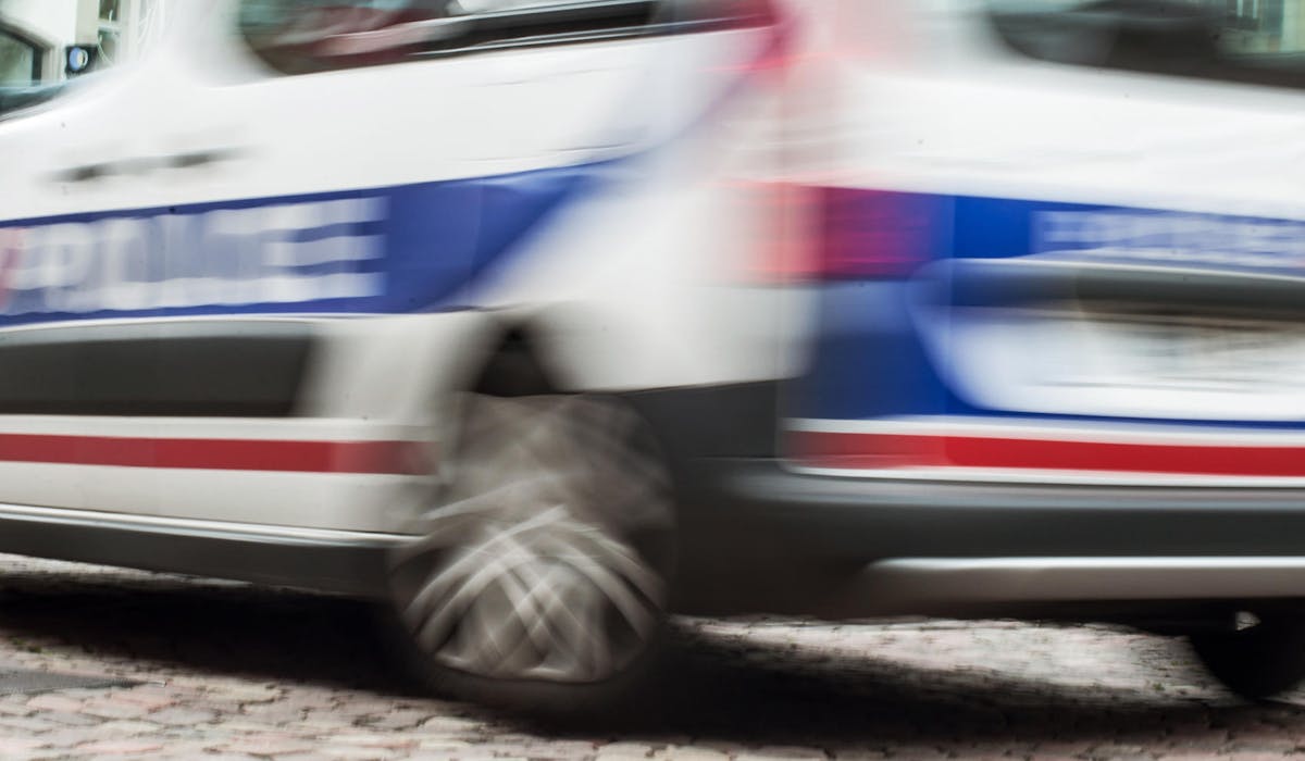 La police peut intervenir en cas d’urgence.