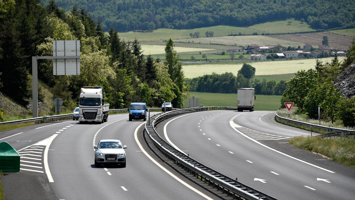 Les tarifs des péages des autoroutes vont croître le 1er février prochain.