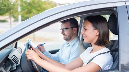 Permis de conduire : dans quelle auto-école avez-vous les meilleures chances de réussir l’examen ?