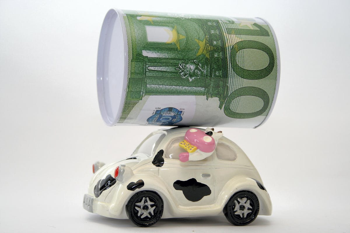 Réduire son budget voiture et ses dépenses auto pour économiser, un défi  pour les automobilistes
